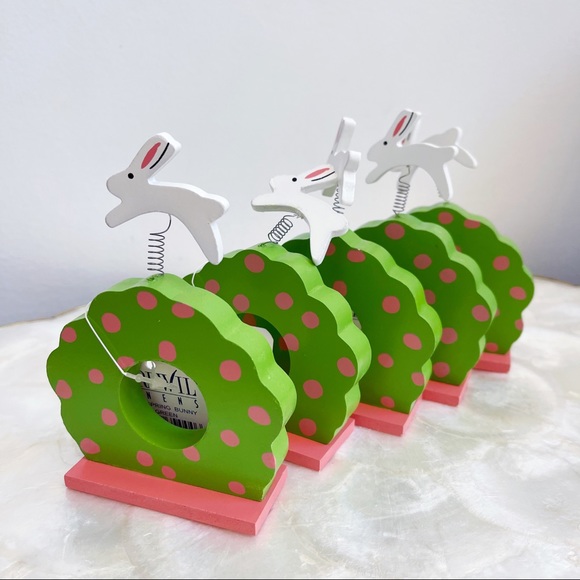 Bardwil Linens Green Pink Wood Bunny Napkin Rings - Picture 2 of 8